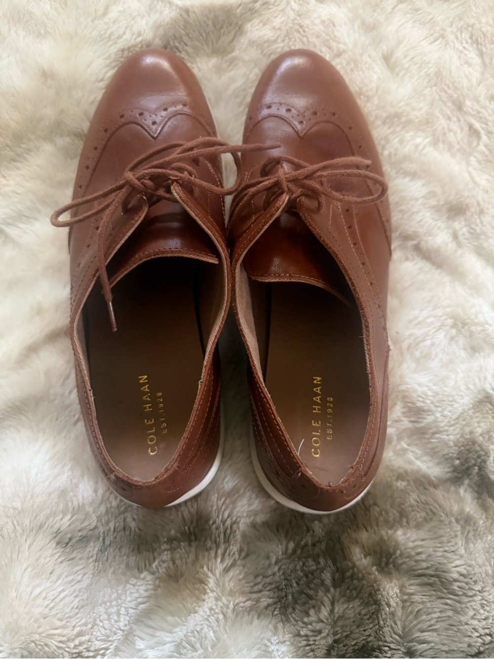 Cole Haan Women’s Brown Leather Wingtip Oxfords Size 9.5